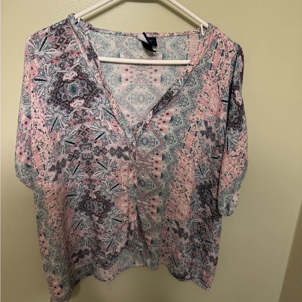 Pink and Gray Dolman Sleeve Blouse with 3/4 Sleeves from Buckle